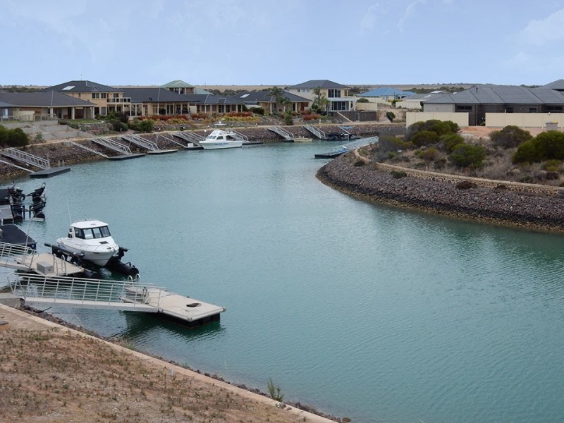 18 Genoa Place, Wallaroo SA 5556