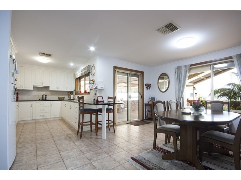 14 Gilmore Crescent, Wallaroo SA 5556