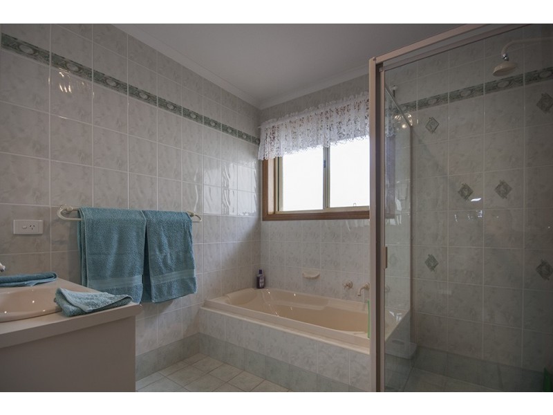 14 Gilmore Crescent, Wallaroo SA 5556