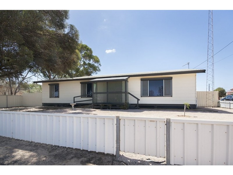 19 Bagot Street, Wallaroo SA 5556