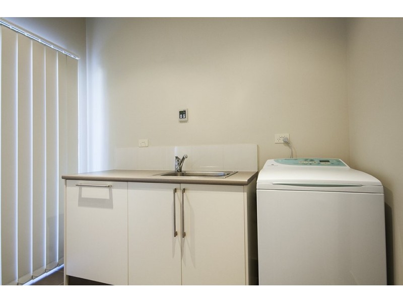 11 Rose Ave, North Beach SA 5556