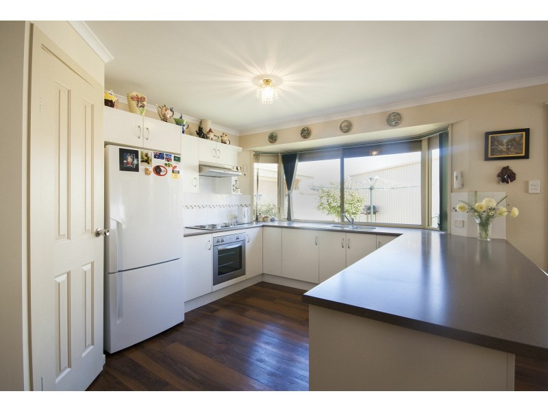 13 Bollmeyer St, Wallaroo SA 5556