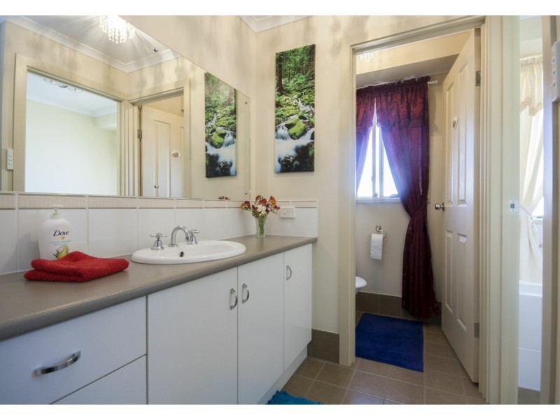 13 Bollmeyer St, Wallaroo SA 5556