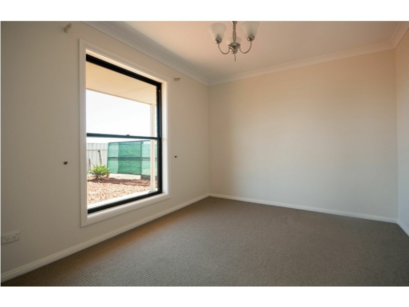 12 John Lloyd Street, Wallaroo SA 5556