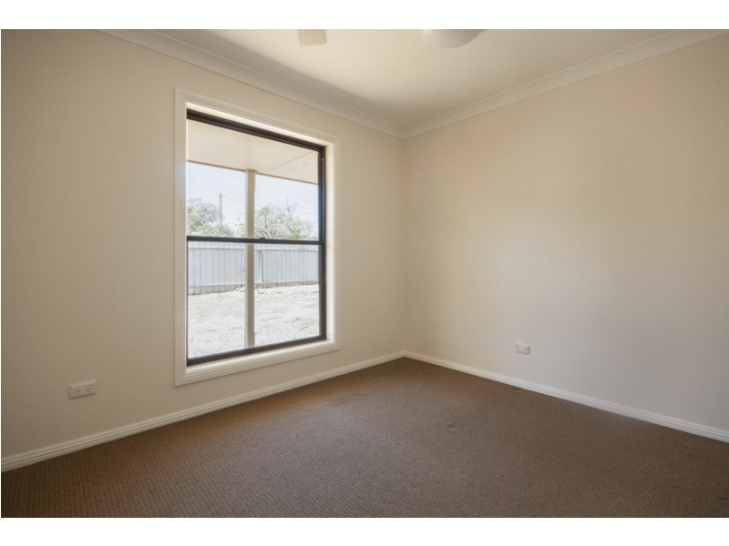 12 John Lloyd Street, Wallaroo SA 5556