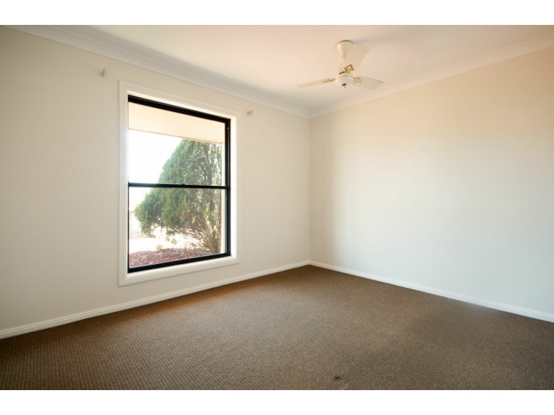 12 John Lloyd Street, Wallaroo SA 5556