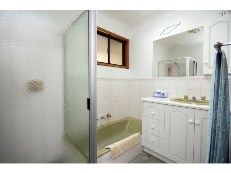32 Ireland St, Wallaroo SA 5556