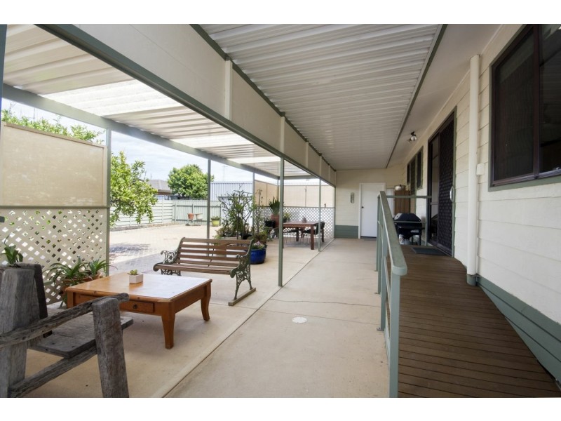 32 Ireland St, Wallaroo SA 5556
