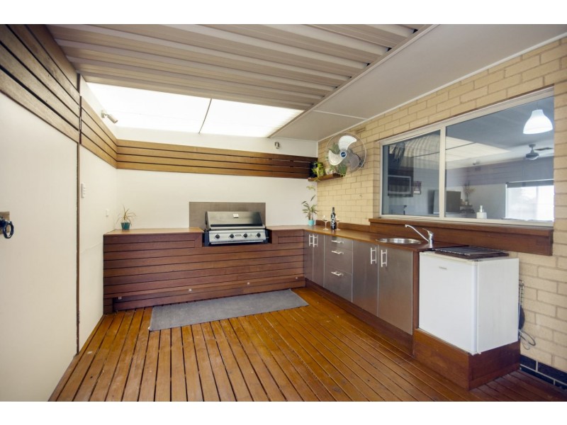 10 Hughes St, Wallaroo SA 5556