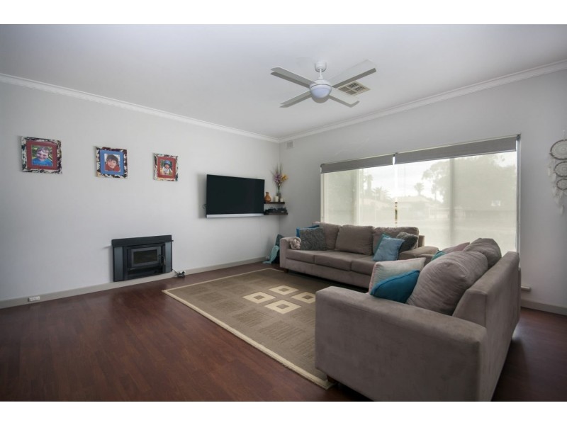 10 Hughes St, Wallaroo SA 5556