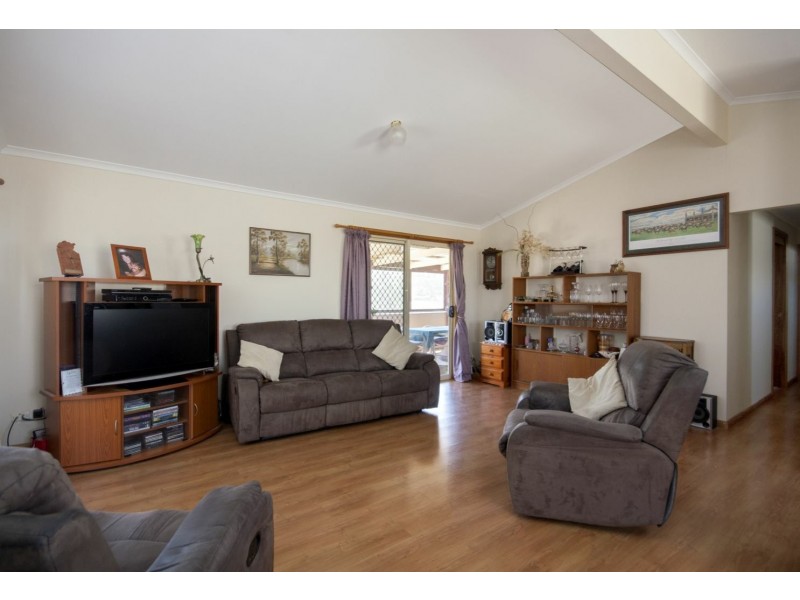 8 Adelaide Street, Wallaroo SA 5556