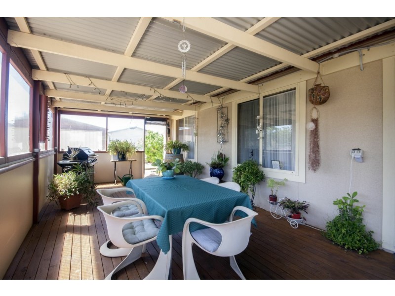 8 Adelaide Street, Wallaroo SA 5556