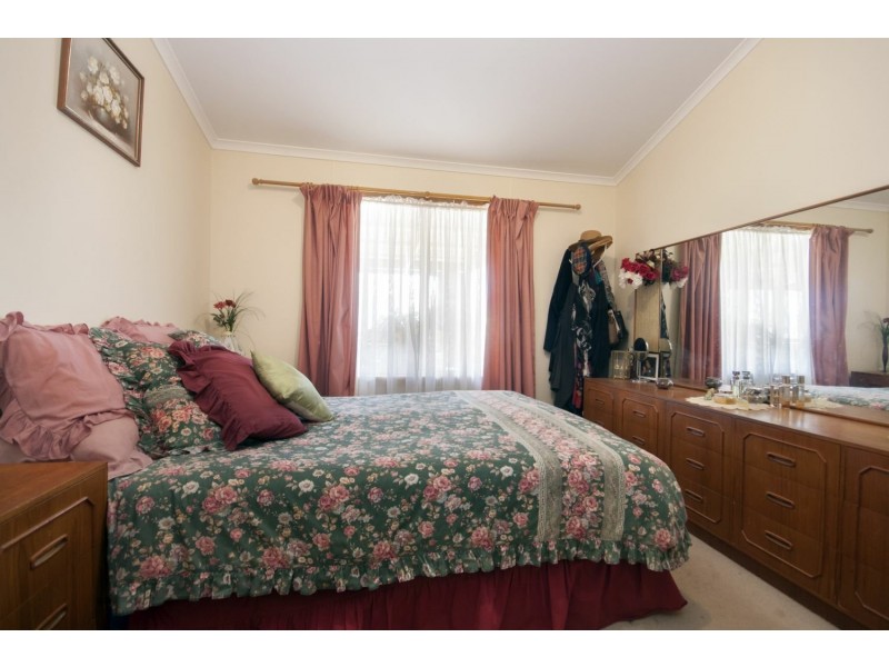 8 Adelaide Street, Wallaroo SA 5556