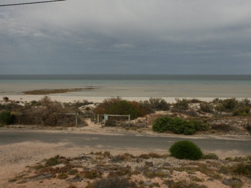56 Esplanade, North Beach SA 5556