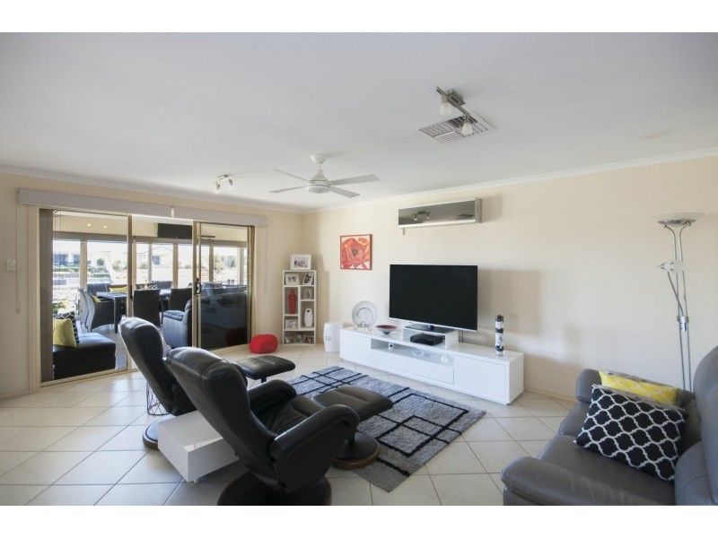 16 Spinnaker Court, Wallaroo SA 5556