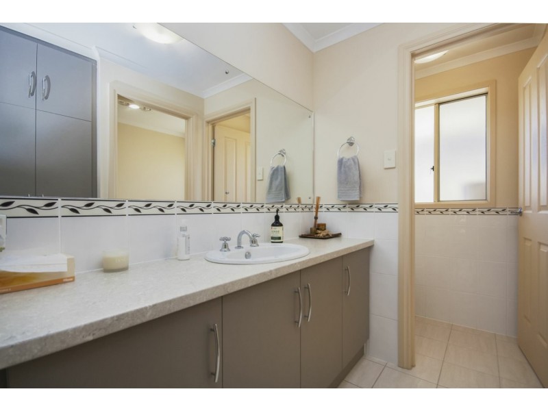 16 Spinnaker Court, Wallaroo SA 5556