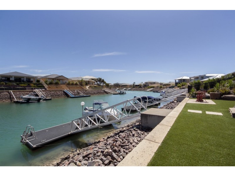 16 Spinnaker Court, Wallaroo SA 5556