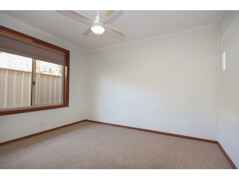 6 Gilmore Cres, Wallaroo SA 5556