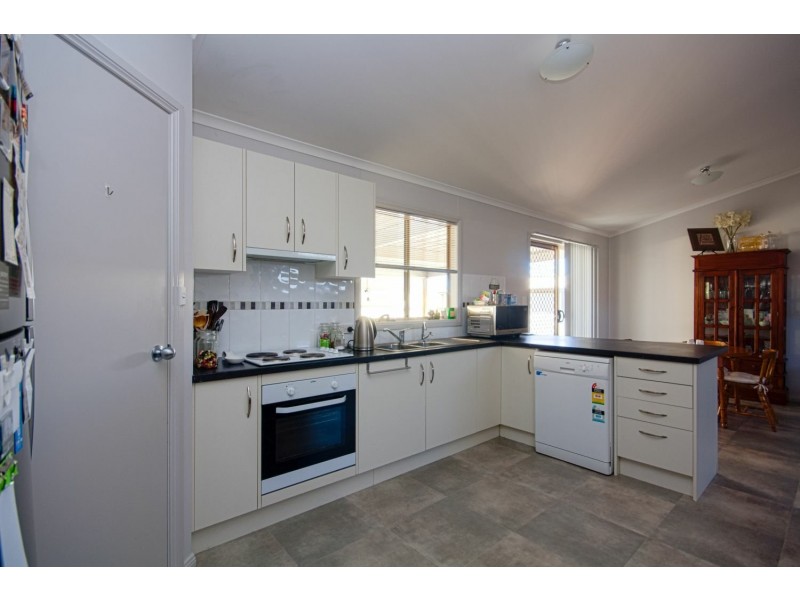 12 Deer Court, Wallaroo SA 5556