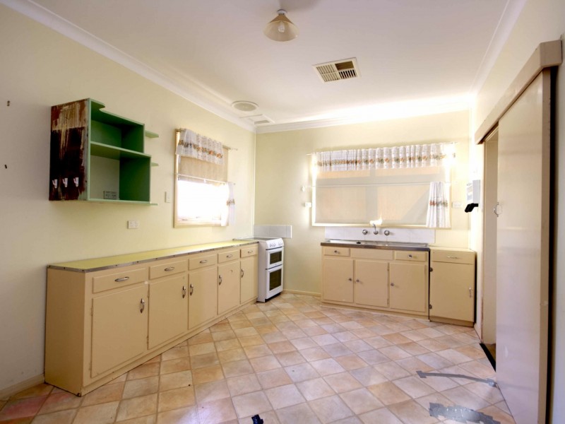 25 Hughes Street, Wallaroo SA 5556
