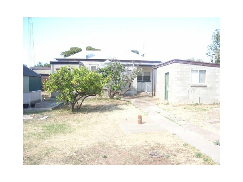 18 Elizabeth Street, Wallaroo SA 5556