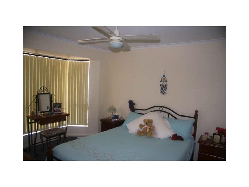 33 Lydia Terrace, Wallaroo SA 5556