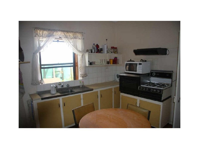 15 Hughes Street, Wallaroo SA 5556