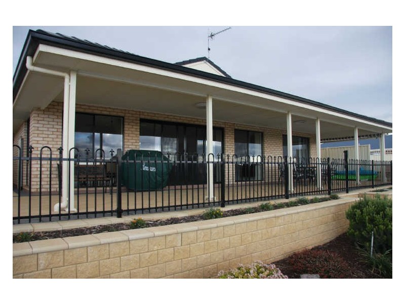 49 Stately Way, Wallaroo SA 5556