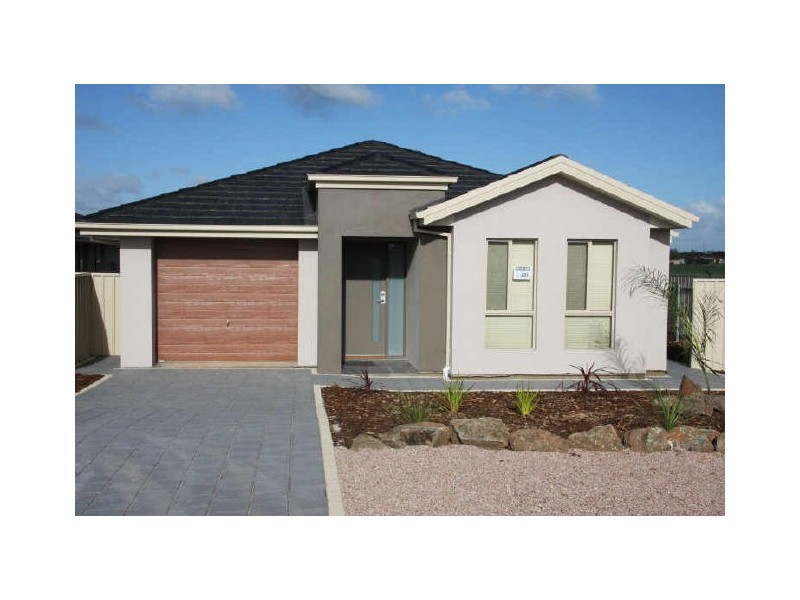 2 Clarke Street, Wallaroo SA 5556