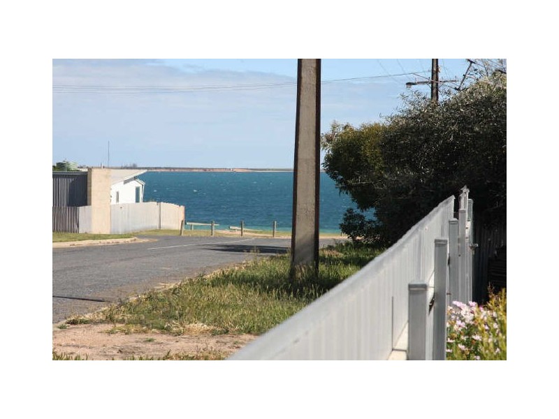 27 Woodforde Drive, North Beach SA 5556
