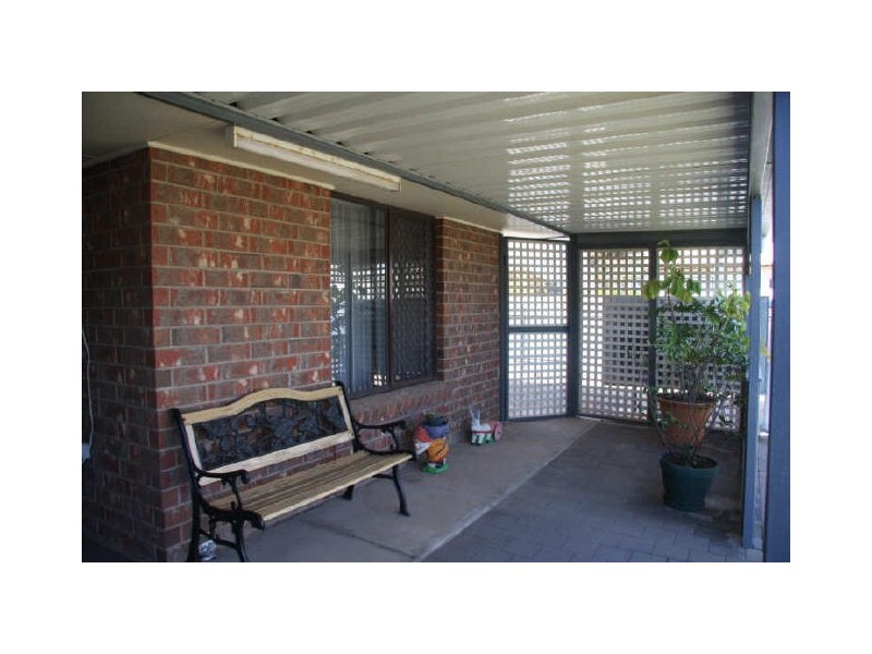 27 Woodforde Drive, North Beach SA 5556