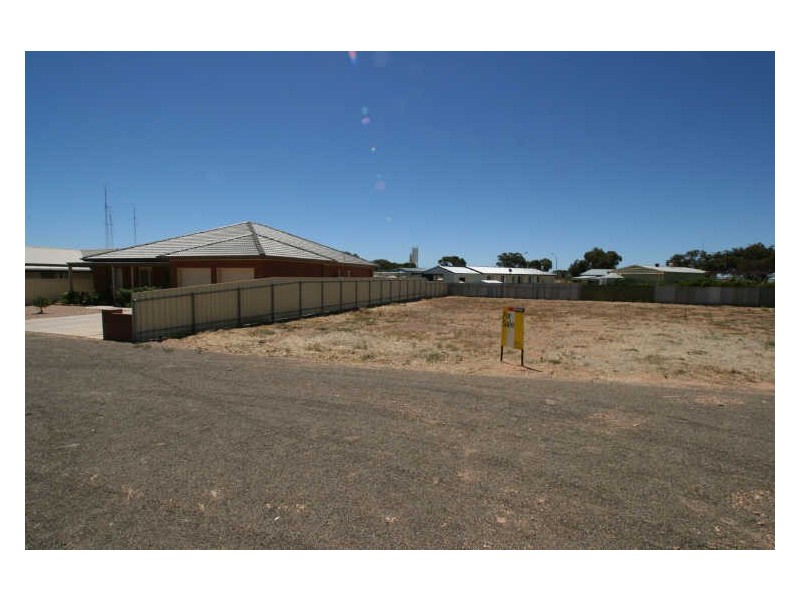 6 Diagonal Road, Wallaroo SA 5556