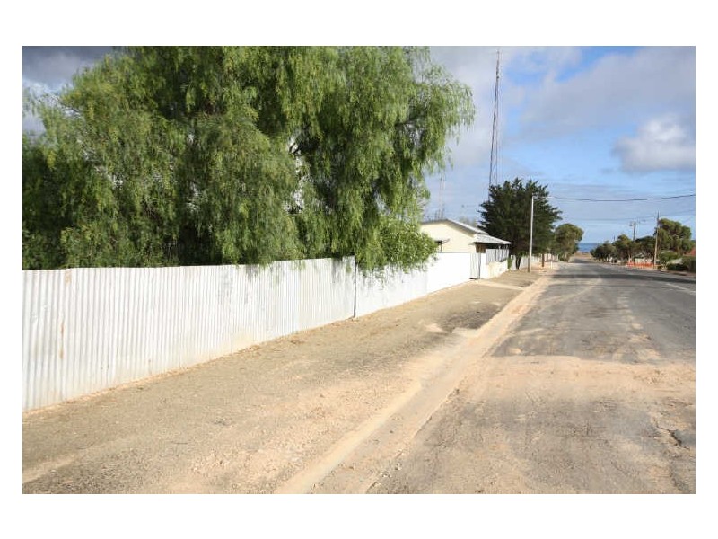 21 Irwin Street, Wallaroo SA 5556