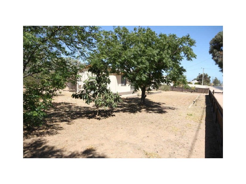 24 Victoria Street, Wallaroo SA 5556