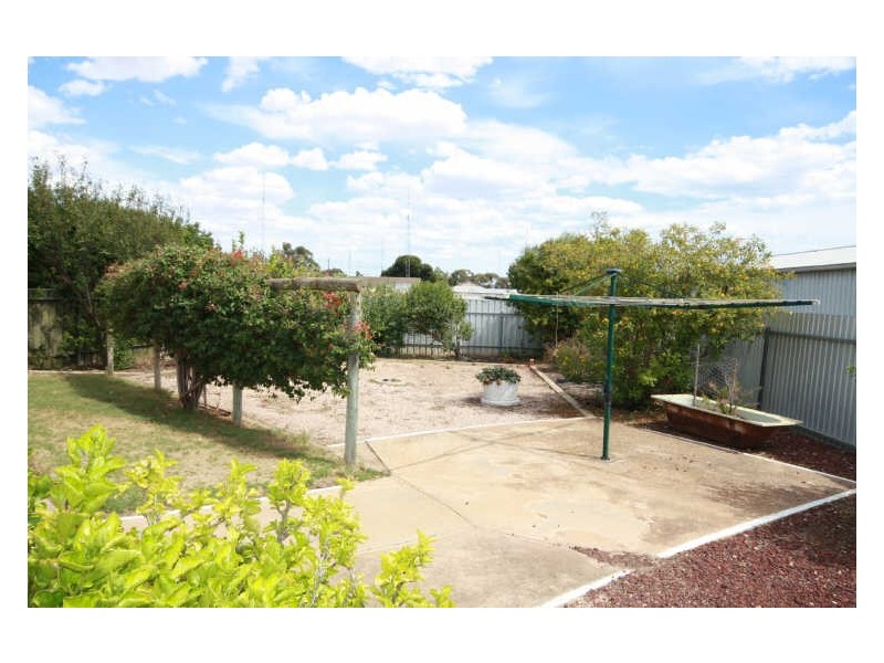 1 Adelaide Street, Wallaroo SA 5556