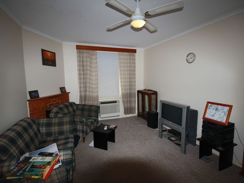 3 England Street, Wallaroo SA 5556