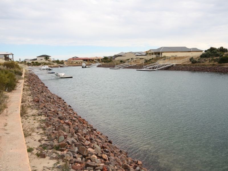 9 Stately Way, Wallaroo SA 5556