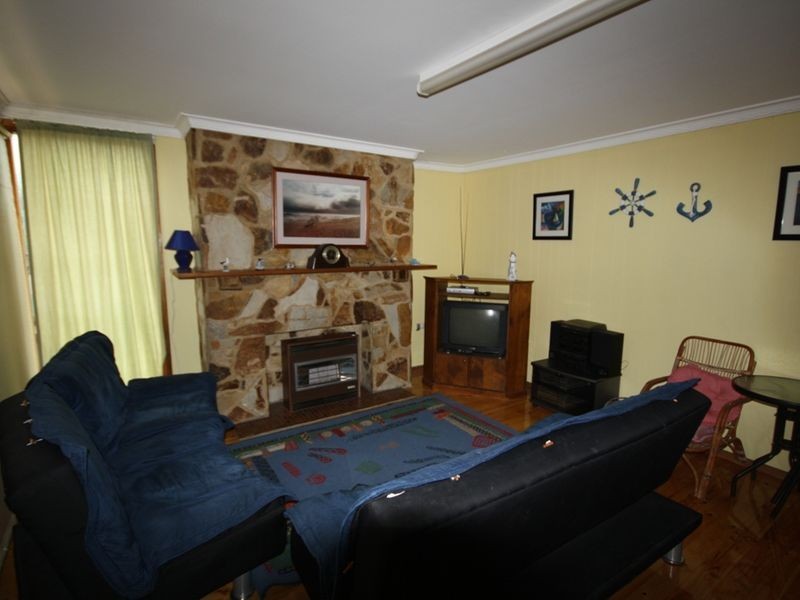 26 Ernest Terrace, Wallaroo SA 5556