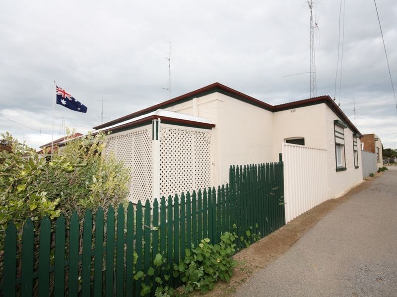 34 Hughes Street, Wallaroo SA 5556