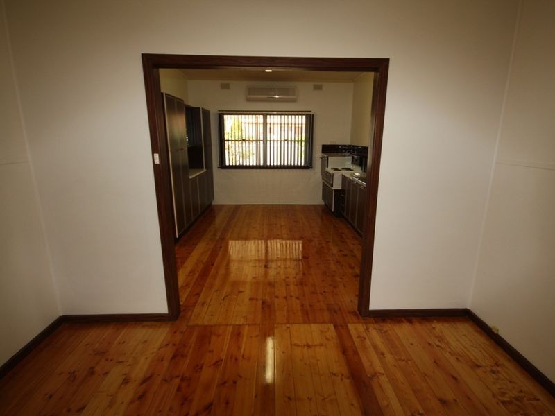 30 Kadina Rd, Wallaroo SA 5556