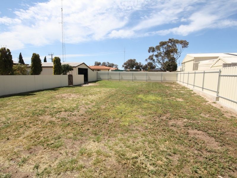30 Kadina Rd, Wallaroo SA 5556