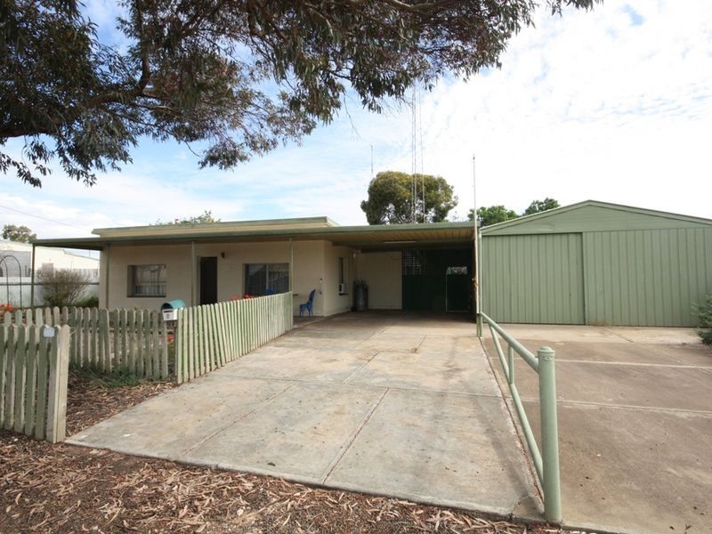 8 Cornish Terrace, Wallaroo SA 5556