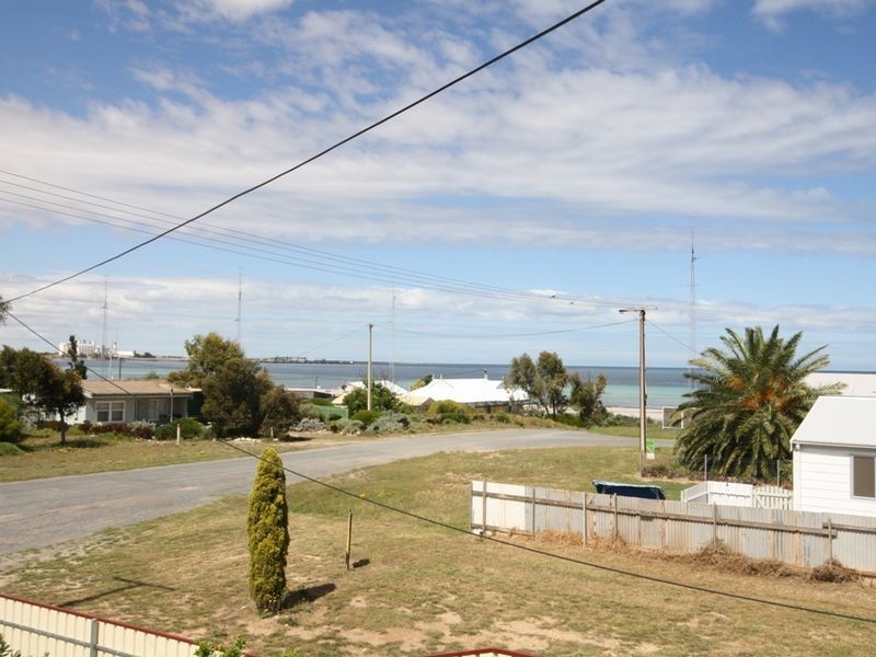 3 Bayview Parade, North Beach SA 5556