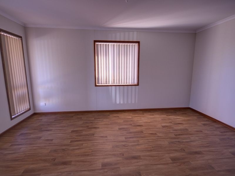 3 Bayview Parade, North Beach SA 5556