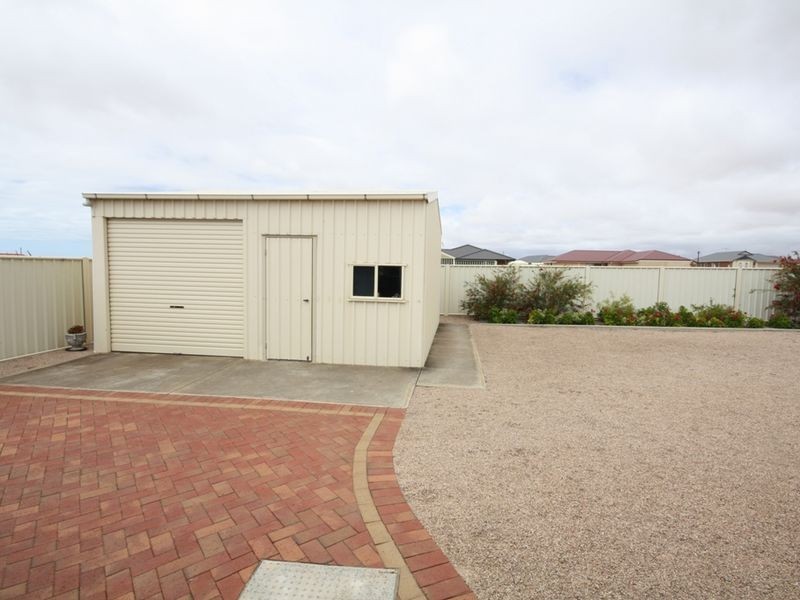 14 Gilmore Crescent, Wallaroo SA 5556