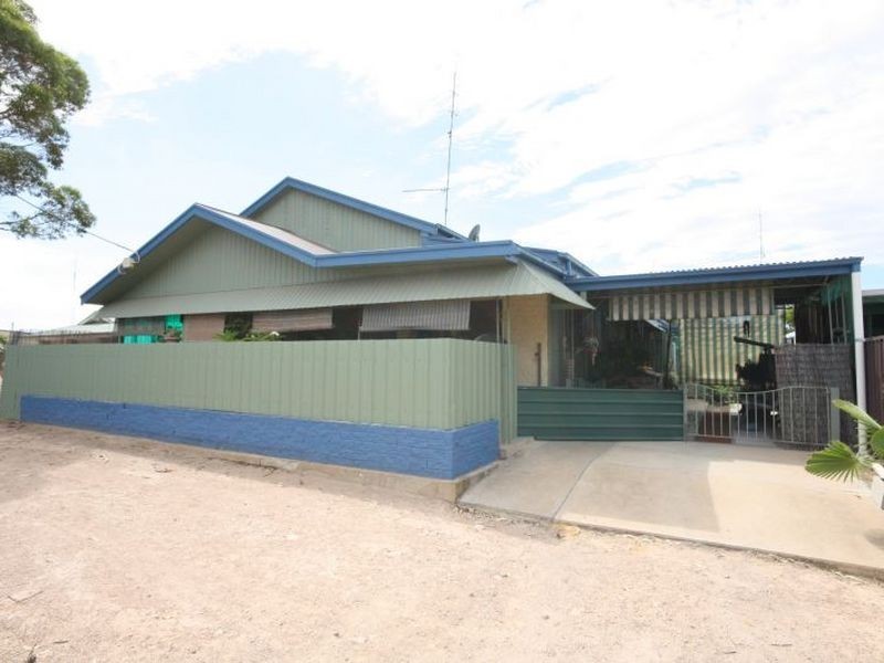Unit 1 2 & 3/14 May Street, Wallaroo SA 5556