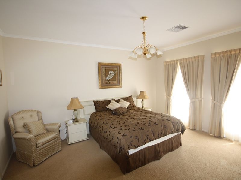 46 Pamir Court, Wallaroo SA 5556