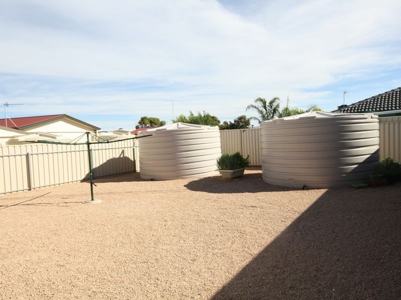 27 Evans Road, Wallaroo SA 5556