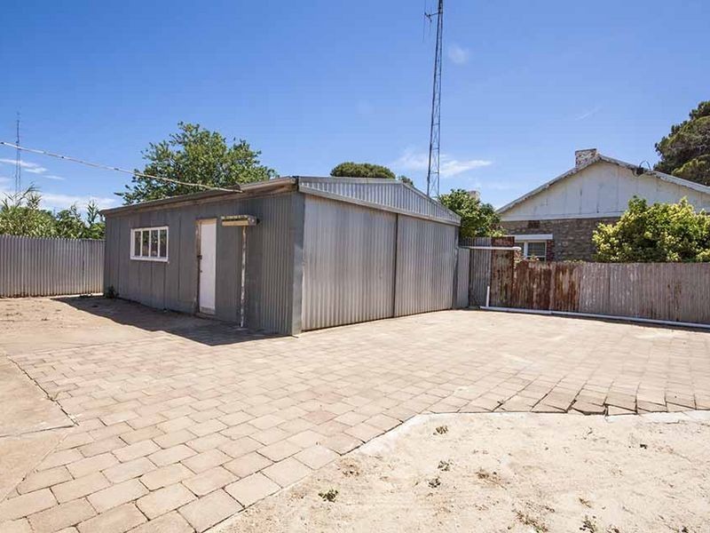 15 Irwin Street, Wallaroo SA 5556