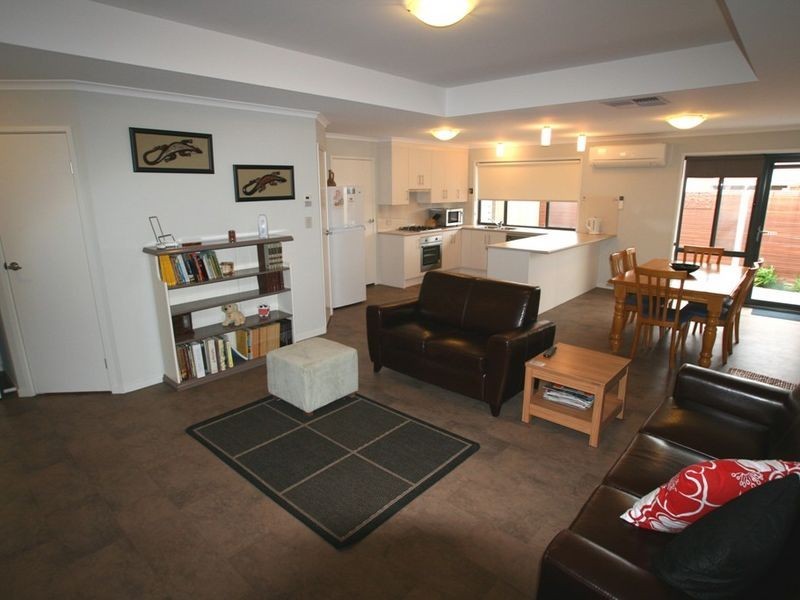 19 Farell Road, North Beach SA 5556
